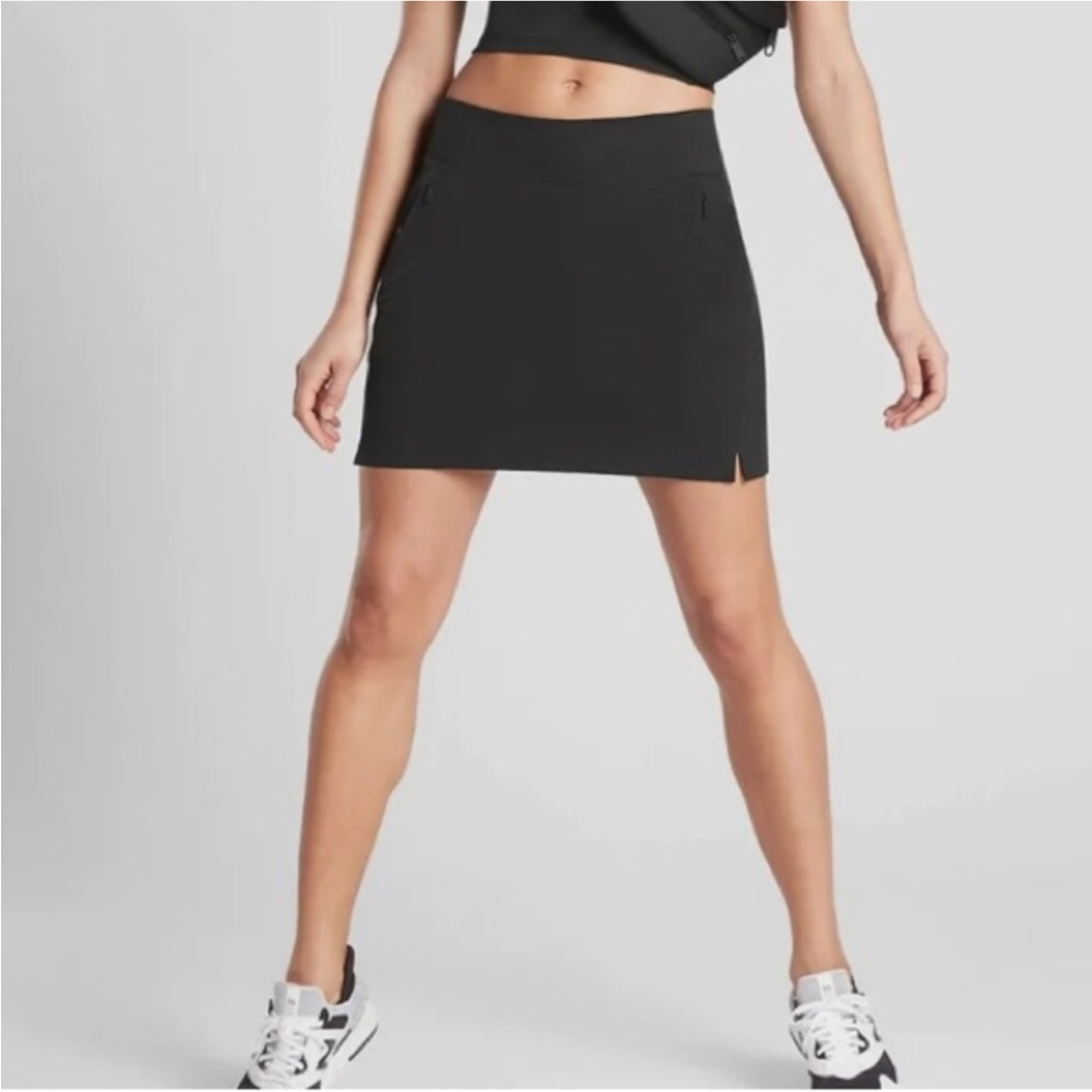 Athleta Black Soho Skort Athletic Tennis Golf Athleisure Neutral 211382 Size 2